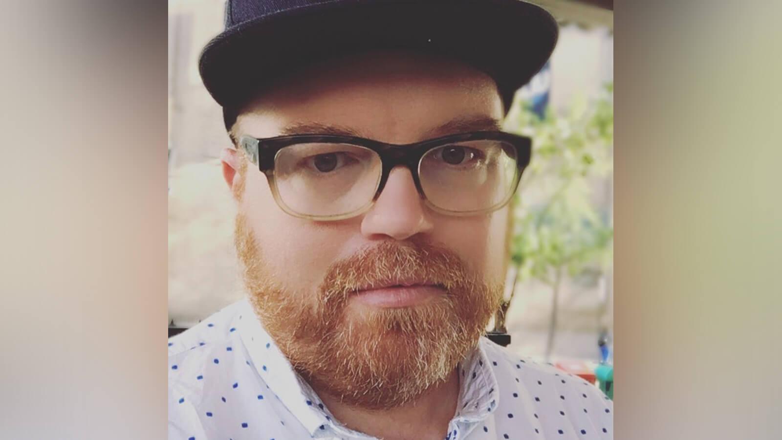How This Grad Is Taking a Conscious Approach to Writing about Tech - Hero image