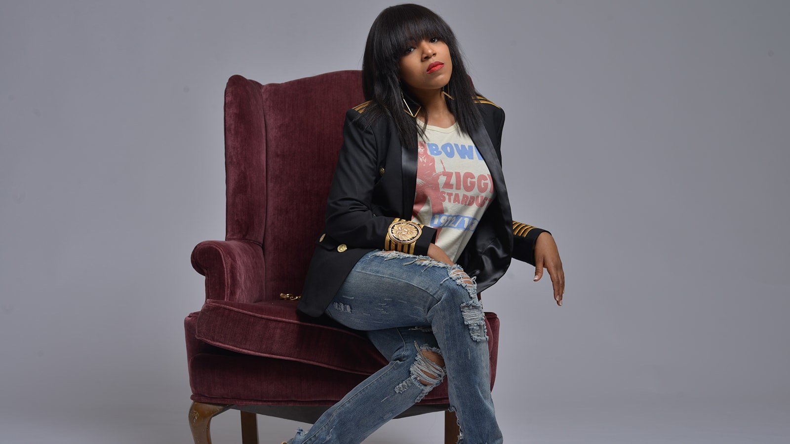 This Music Business Instructor Works With H.E.R. and Jennifer Lopez - Hero image