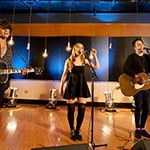 Oh Honey Performs Acoustic Set on Campus - Thumbnail
